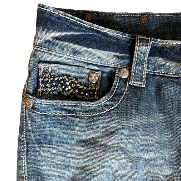 Miss Me Distressed Ripped Boot Cut Jeans Size 28 - Picture 4 of 9